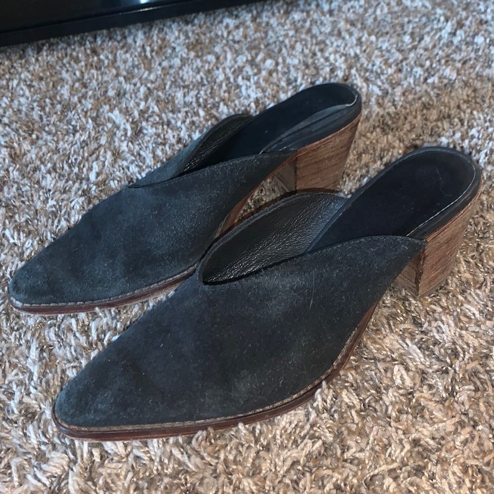Free people black suede-leather heeled mules, size 38.
